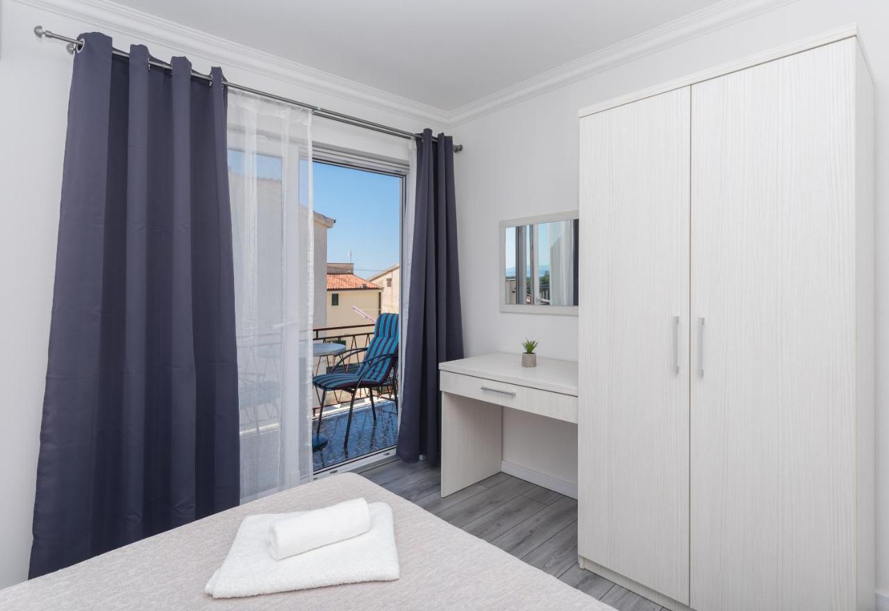 Apartments Petrusic Makarska Exterior foto